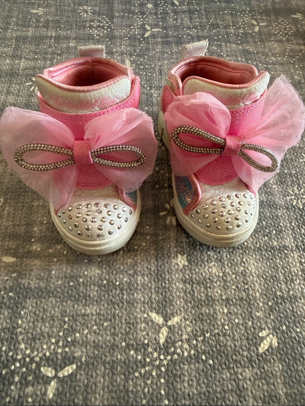 Sketchers Twinkle Toes Sparkle Bow Pink Kids Shoes light up size 5